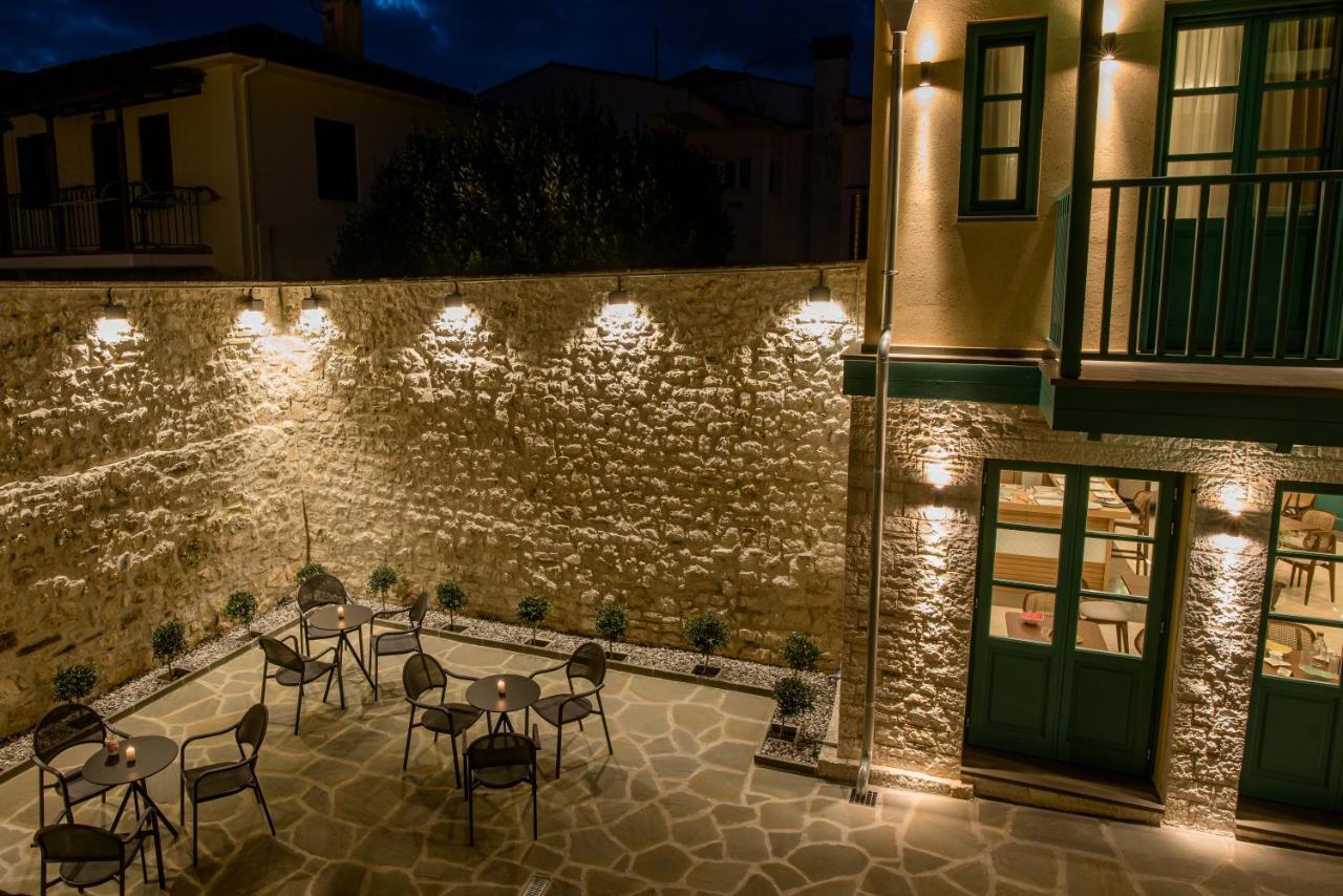 Castrello Old Town Hospitality Hotel Ioannina Buitenkant foto